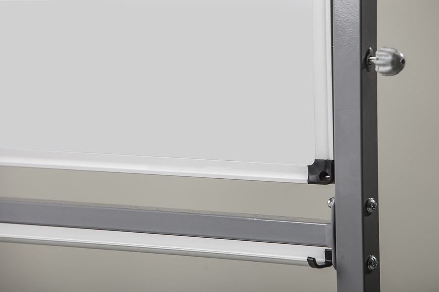 Магнітно-маркерна дошка на колесах UkrBoards 90x120 см поворотна UB-R90x120W фото